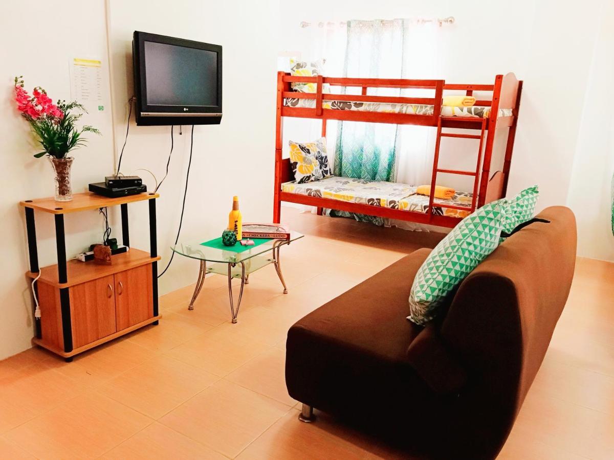Smallfry'S Beach Resort Calatrava  Buitenkant foto