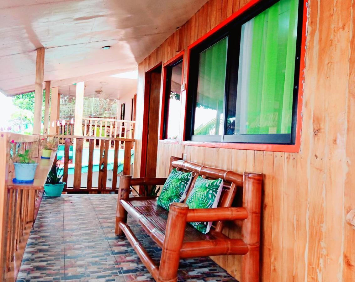Smallfry'S Beach Resort Calatrava  Buitenkant foto