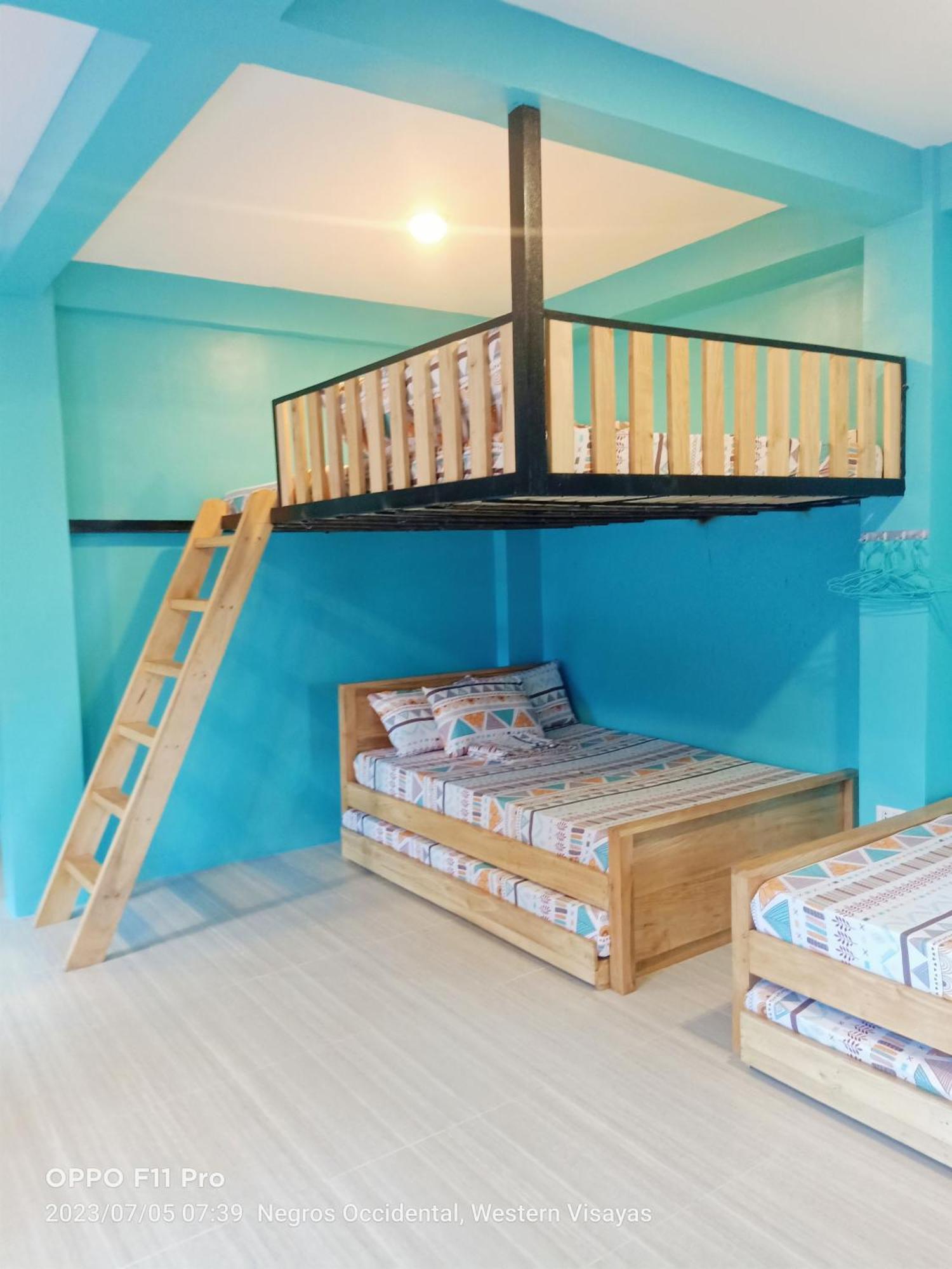 Smallfry'S Beach Resort Calatrava  Buitenkant foto