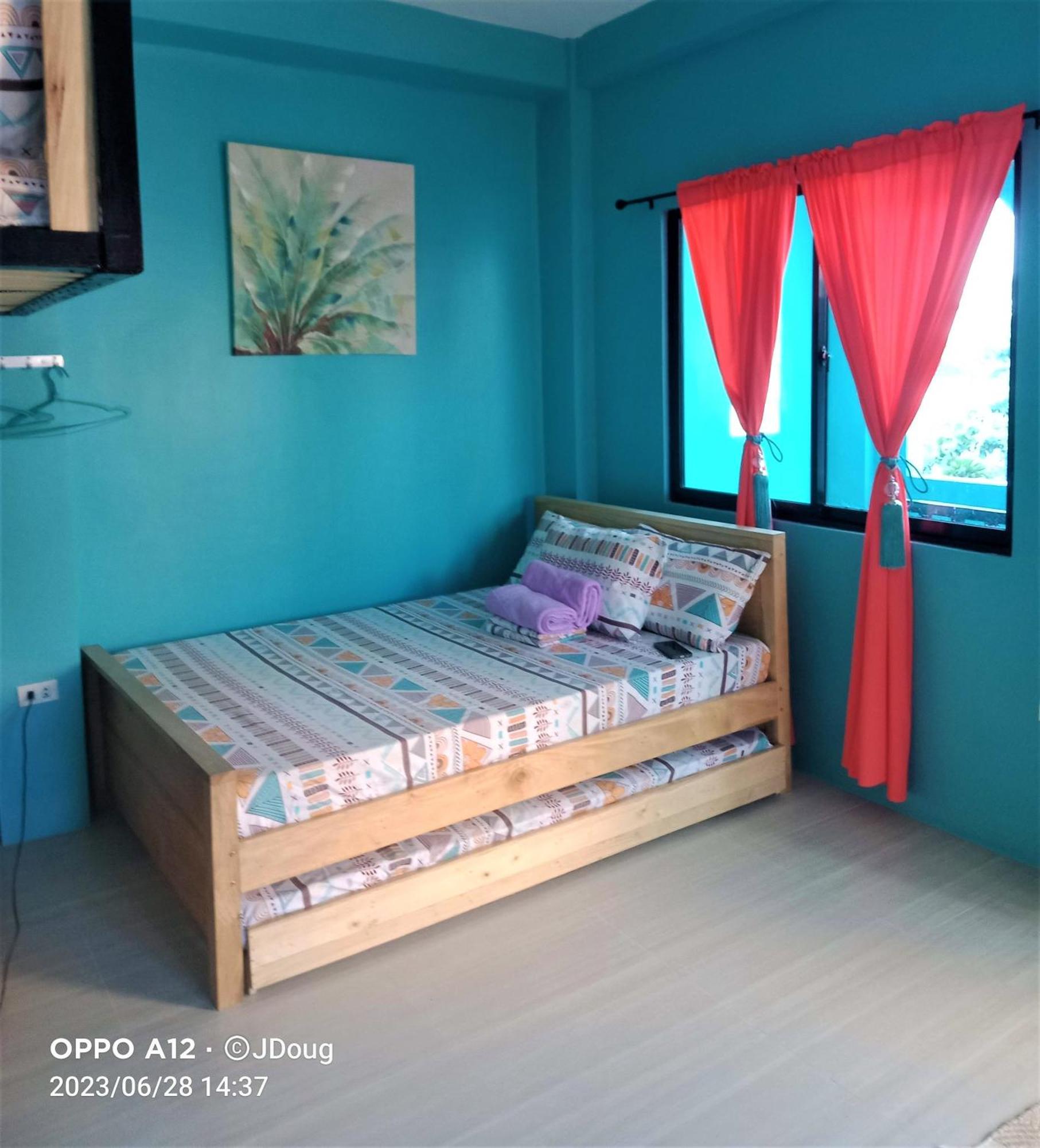 Smallfry'S Beach Resort Calatrava  Buitenkant foto